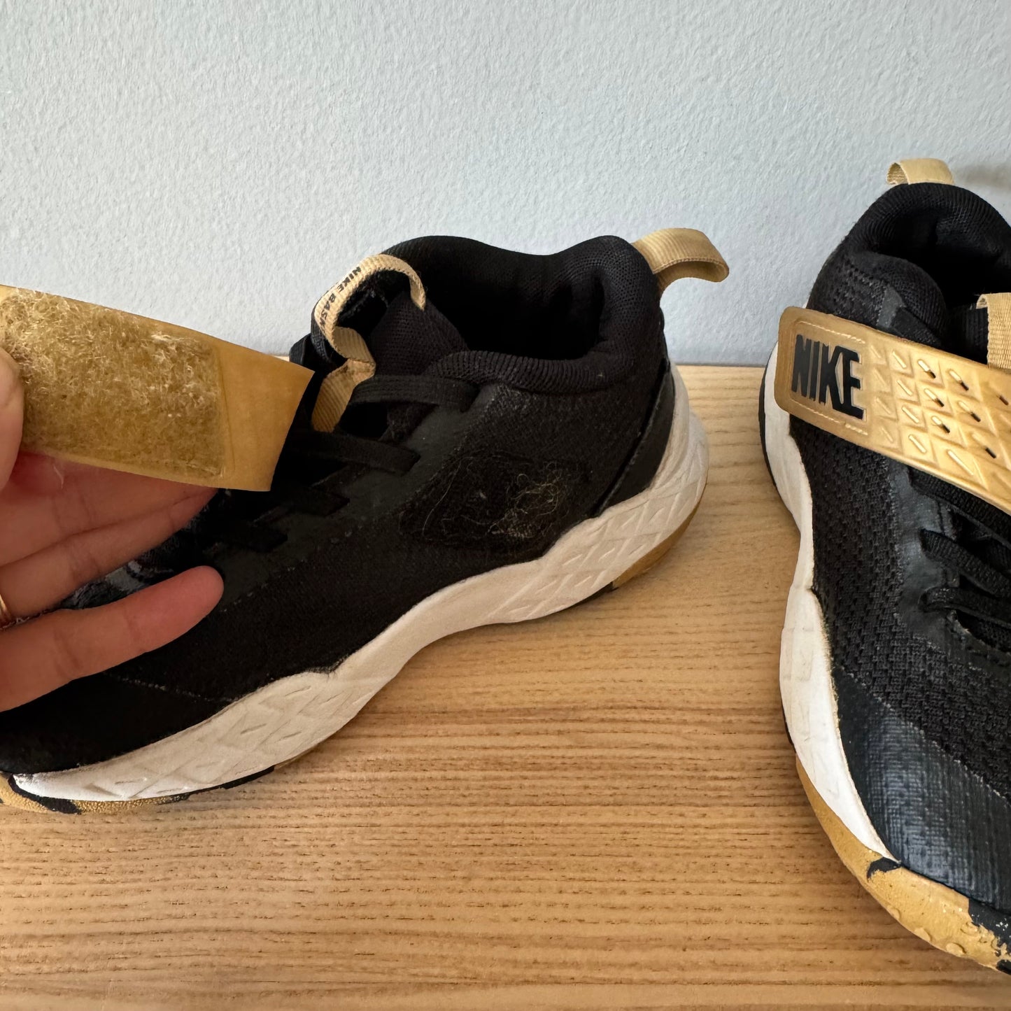 Nike / Sneakers / US13