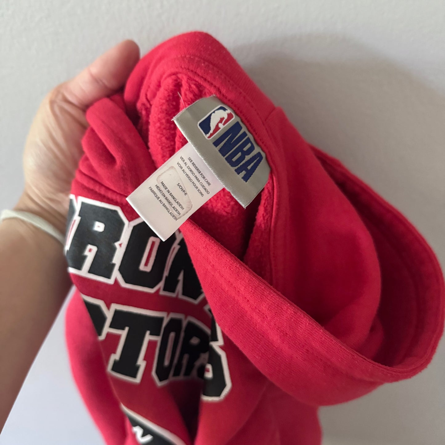 NBA / Toronto Raptors red hoodie / 6Y