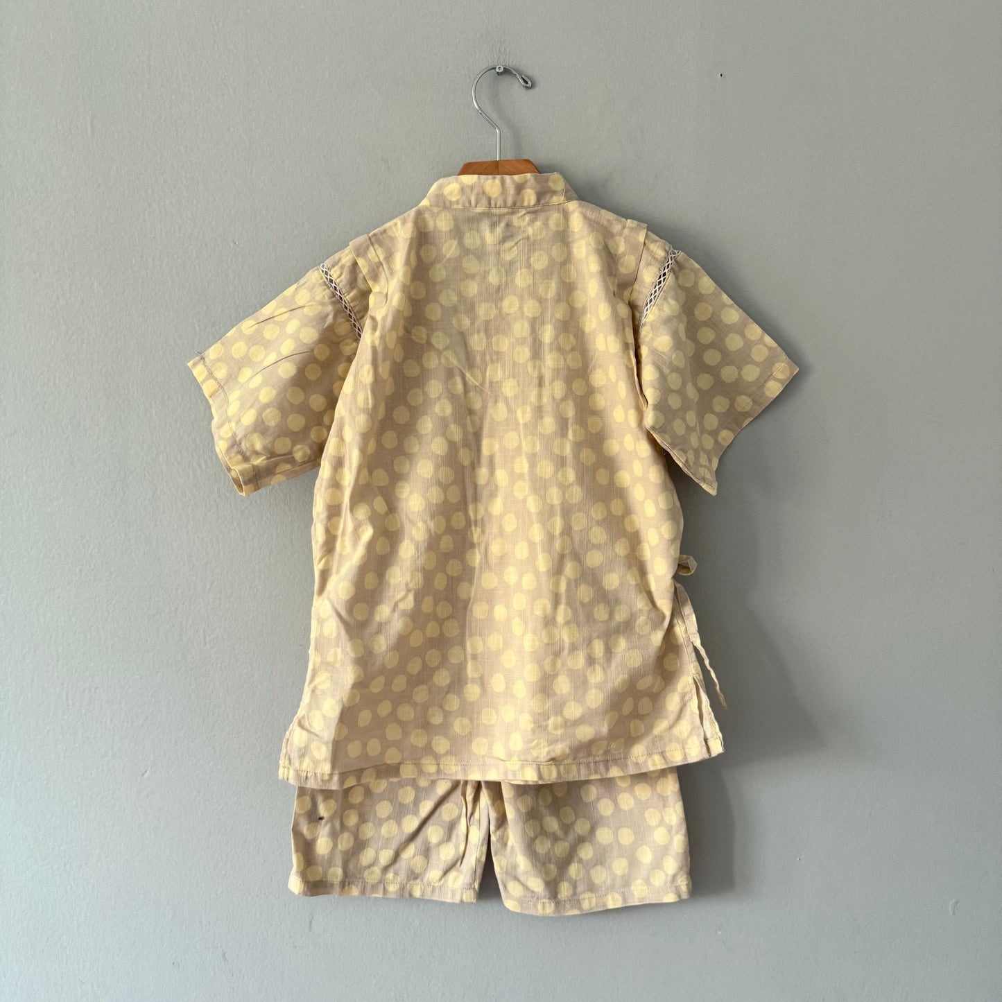 No brand / Beige x yellow dots jimbei(summer kimono) / 7Y