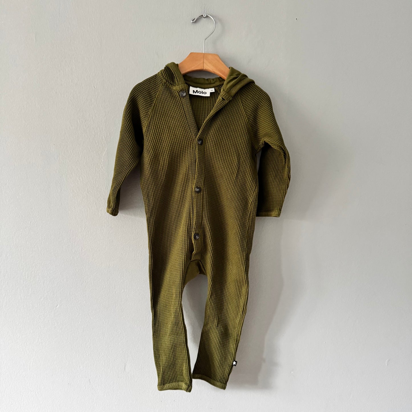Molo / Khaki waffle romper / 86(2T)