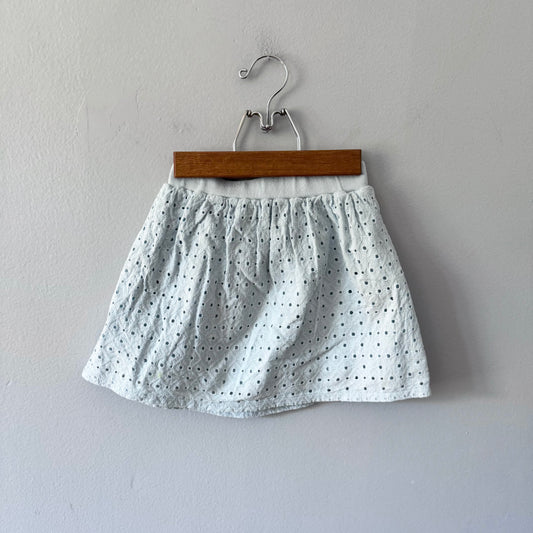 Uniqlo / Light blue eyelet skirt / 3-4Y