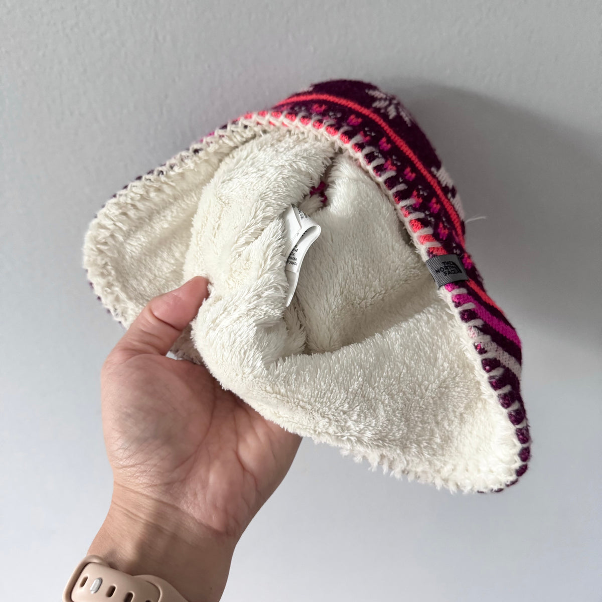 The North Face / Sherpa lined knit hat - pink / 0-12M