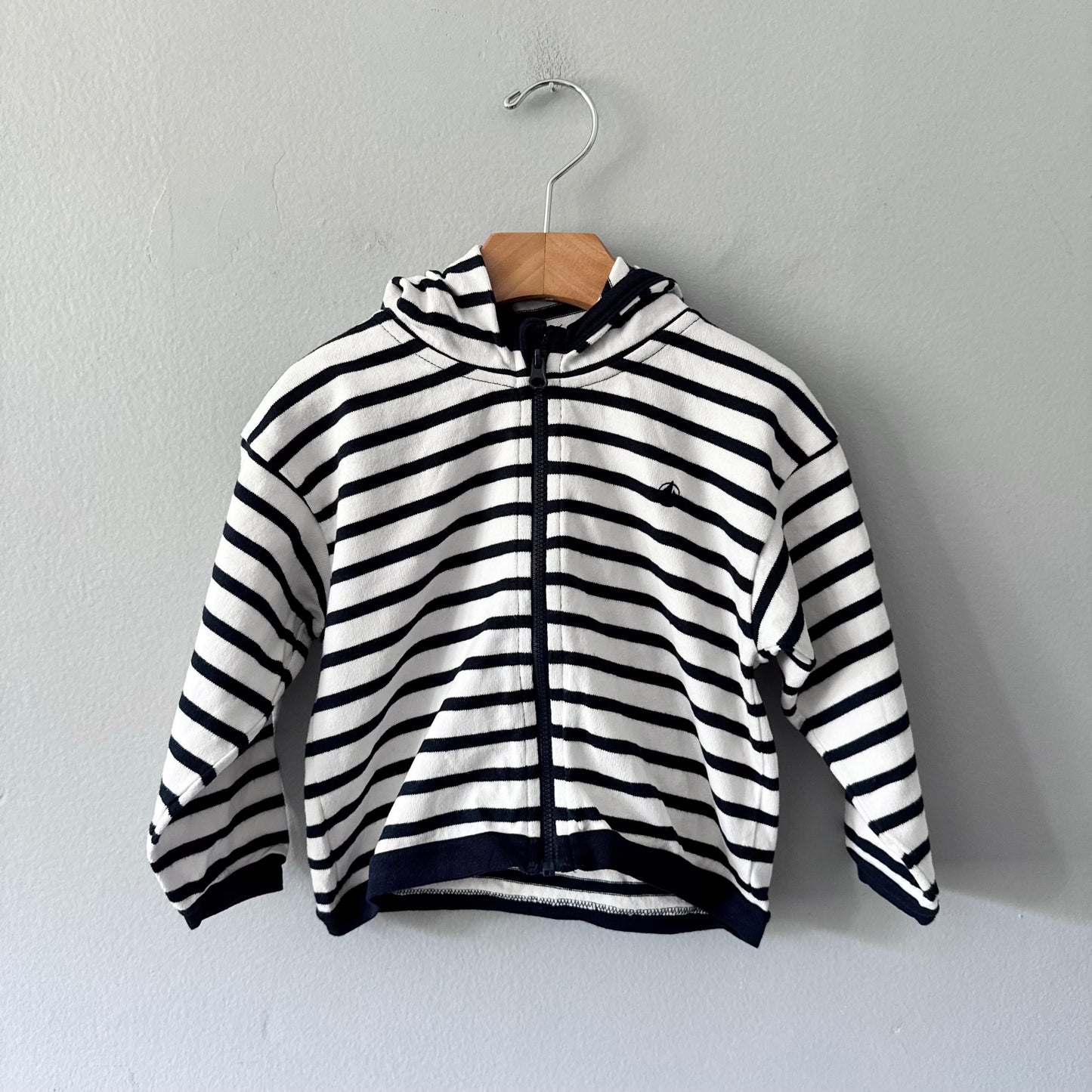 Petit Bateau / White navy stripe hoodie / 36M