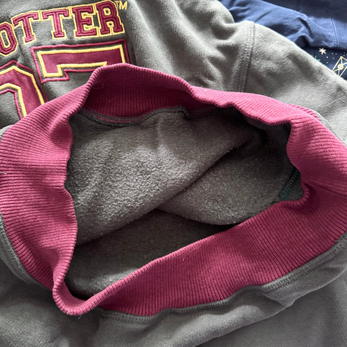 Harry Potter x M&S / Dark grey hoodie / 7-8Y