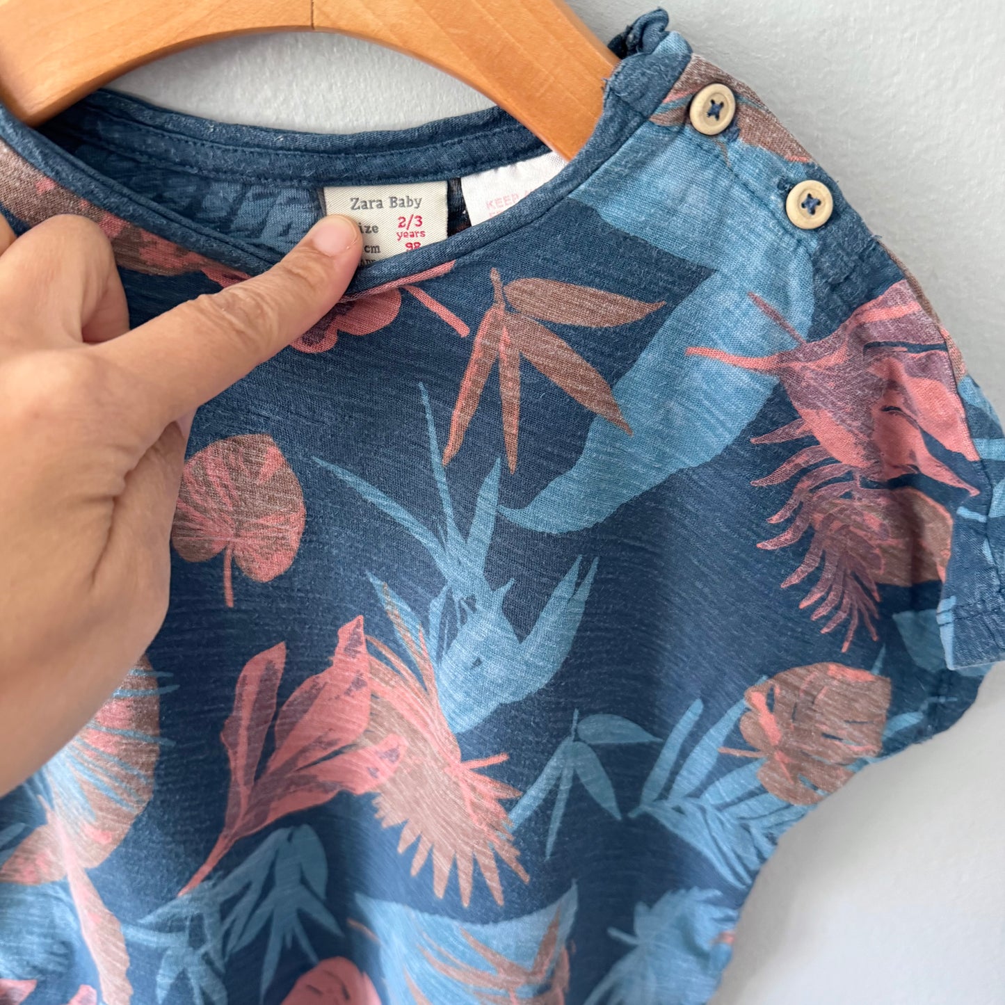 Zara / Navy x leaf short sleeve / 2-3Y