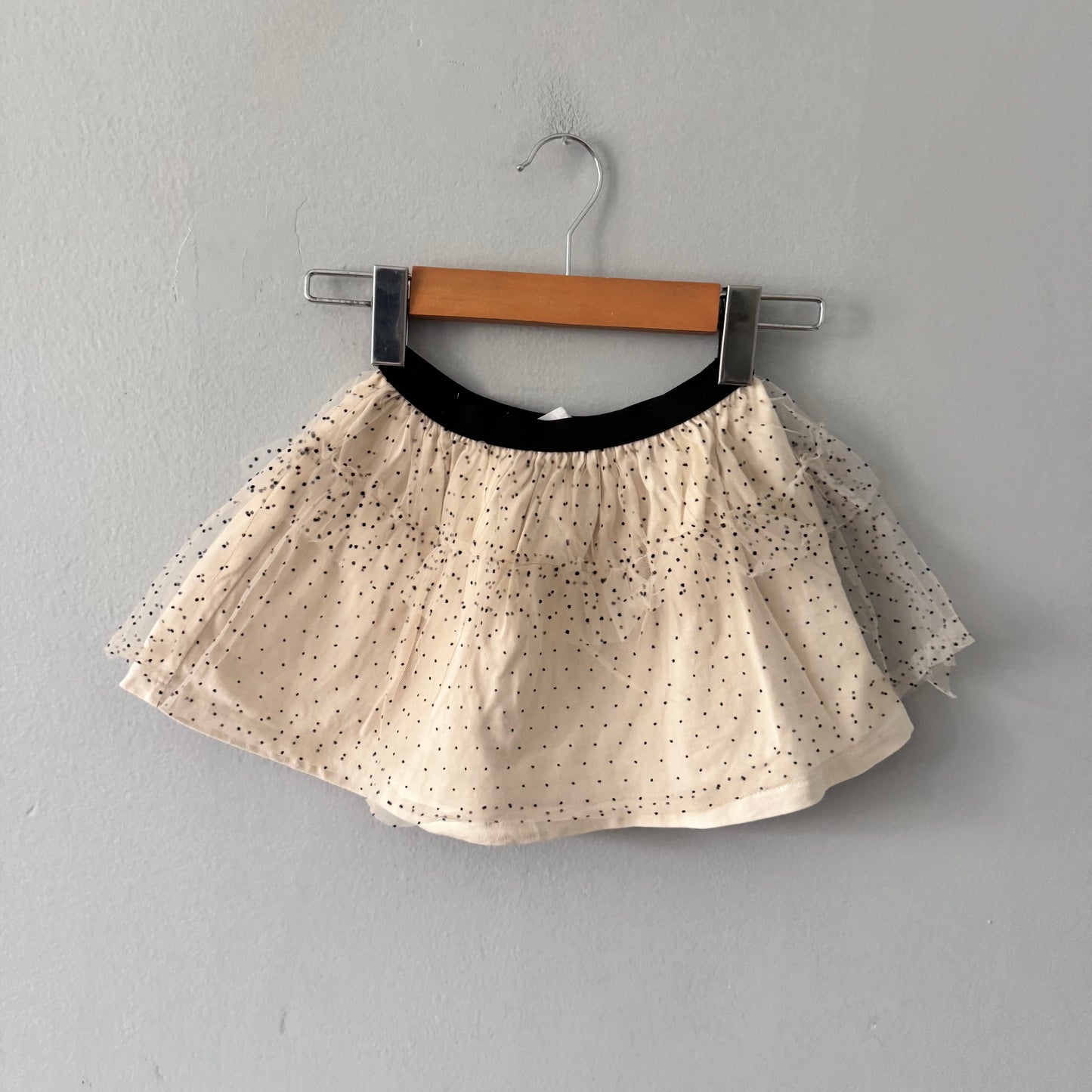 Zara / Ivory x black dots skirt / 4-5Y