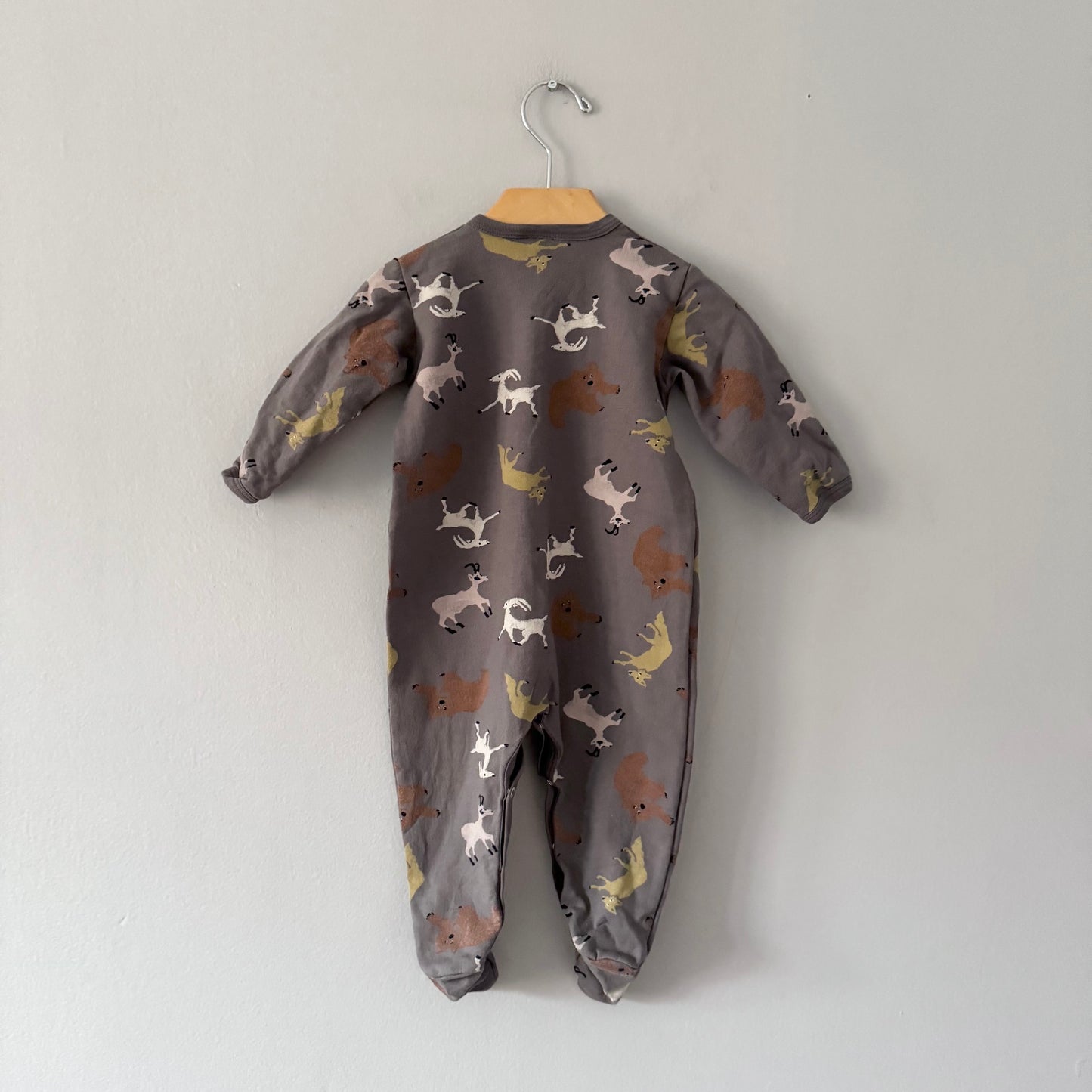 Petit Bateau / Grey brown x animal romper / 12M