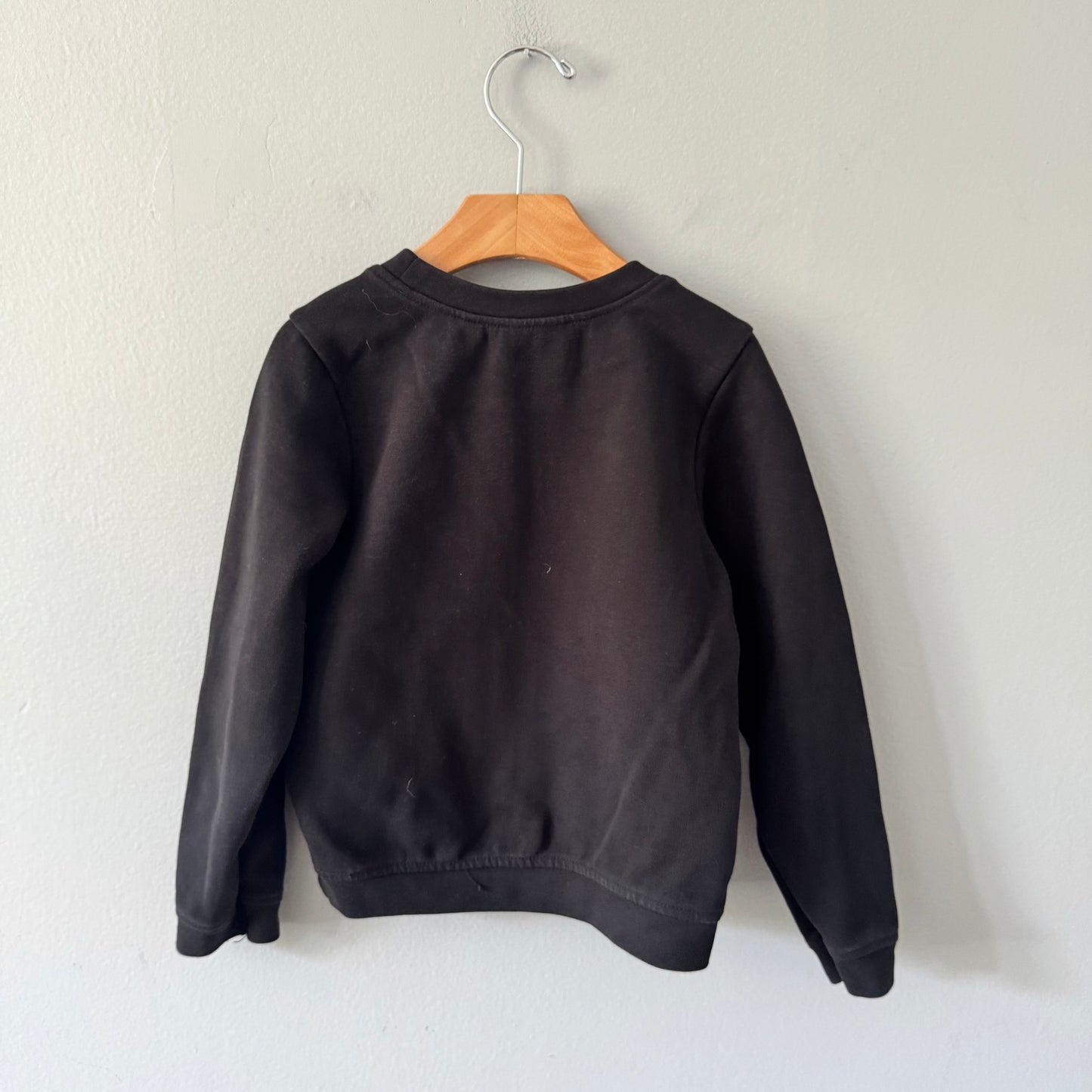 The North Face / Black sweatshirt / 5Y
