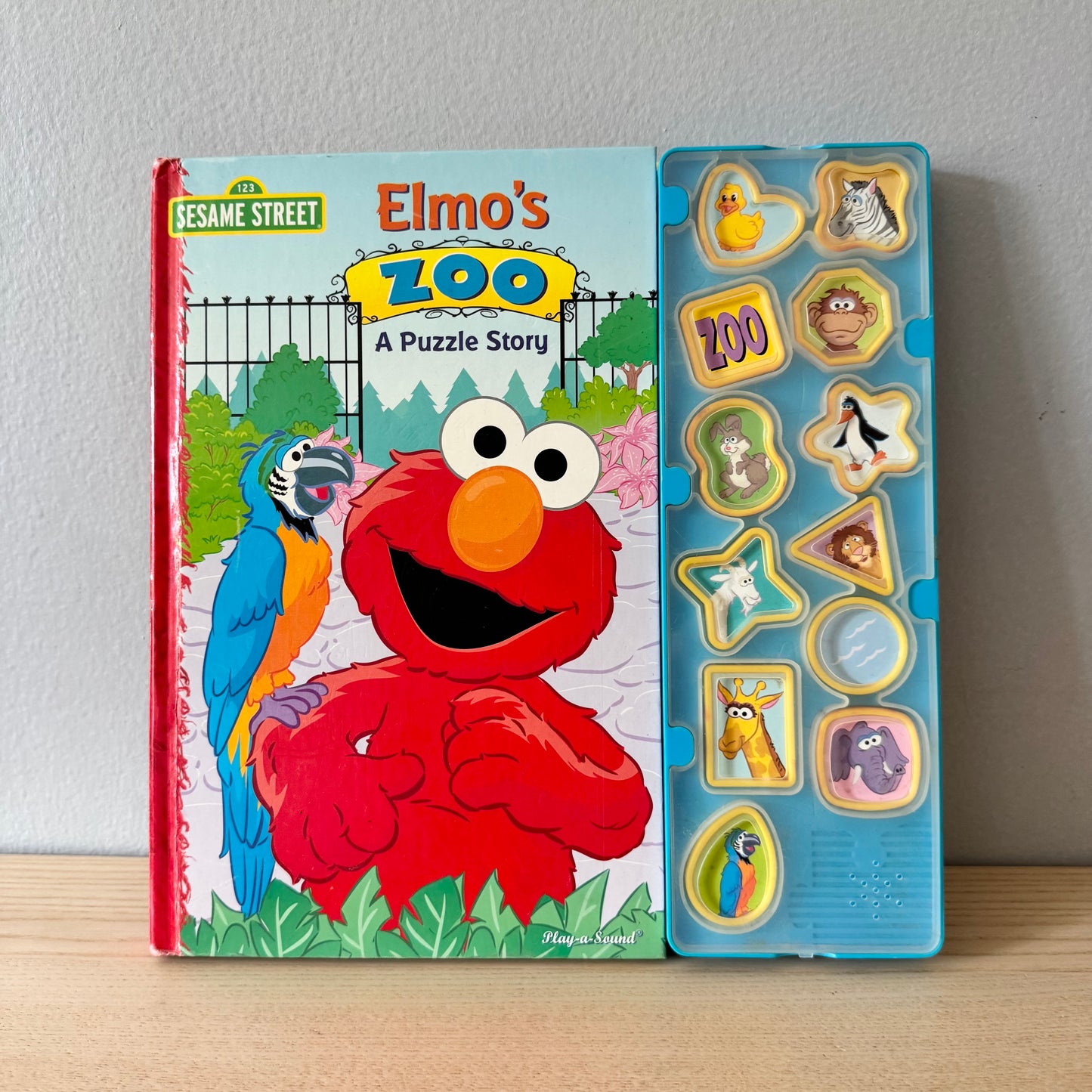 Sesame Street - Elmo's Zoo - A Puzzle Sound Book