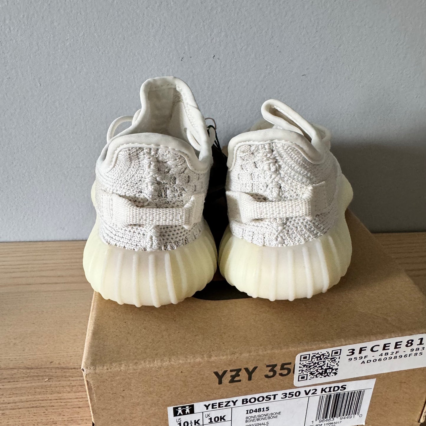 Adidas  / Yeezy boost / US10.5 - New with tag