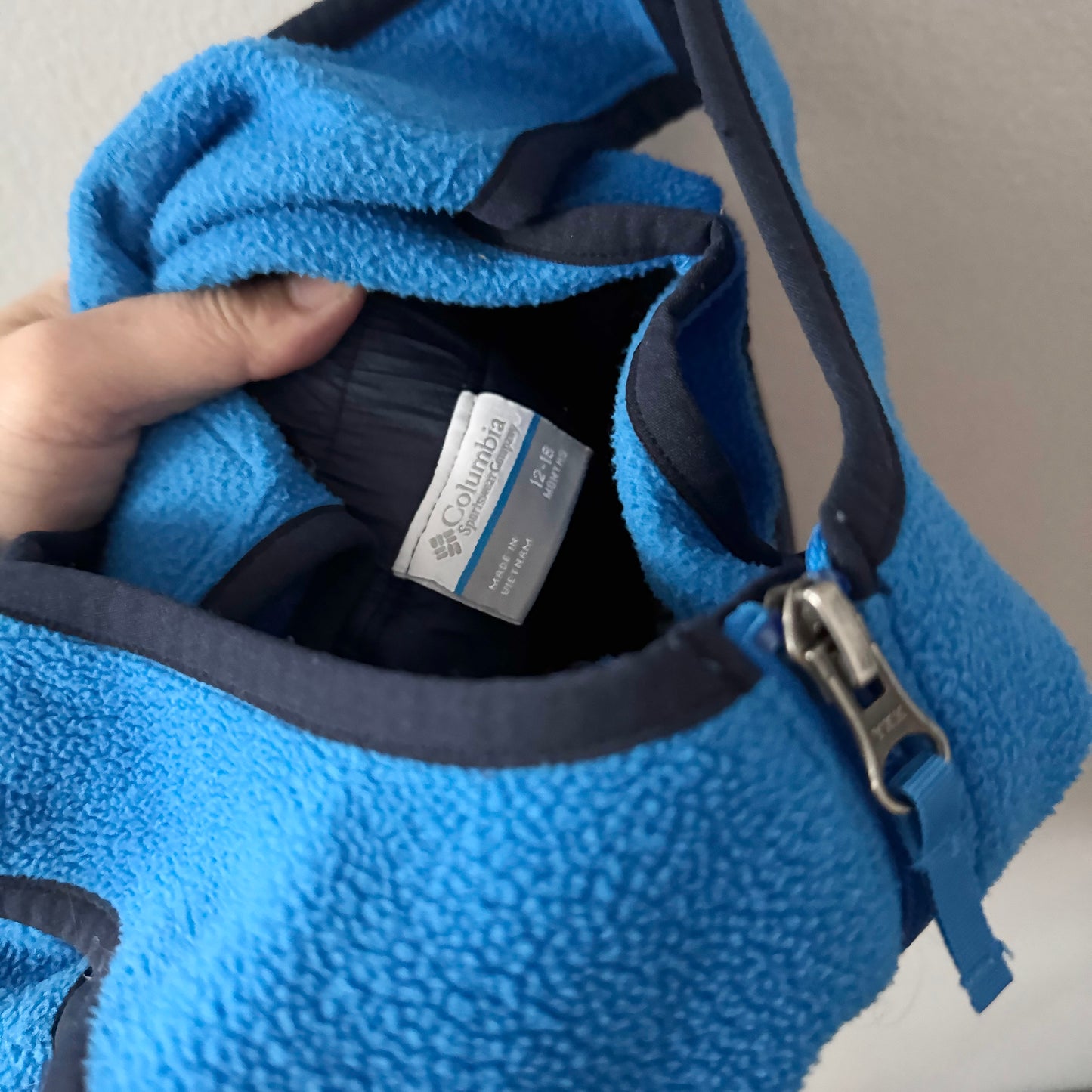 Columbia / Navy x blue snow pants / 12-18M