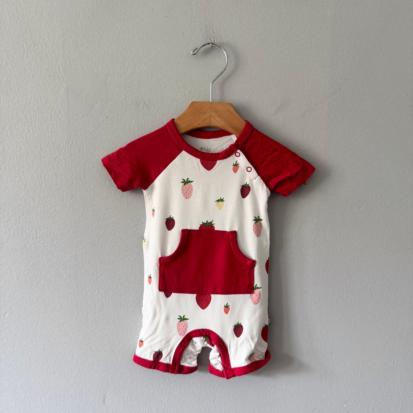 Kyte baby / Strawberry romper / 3-6M