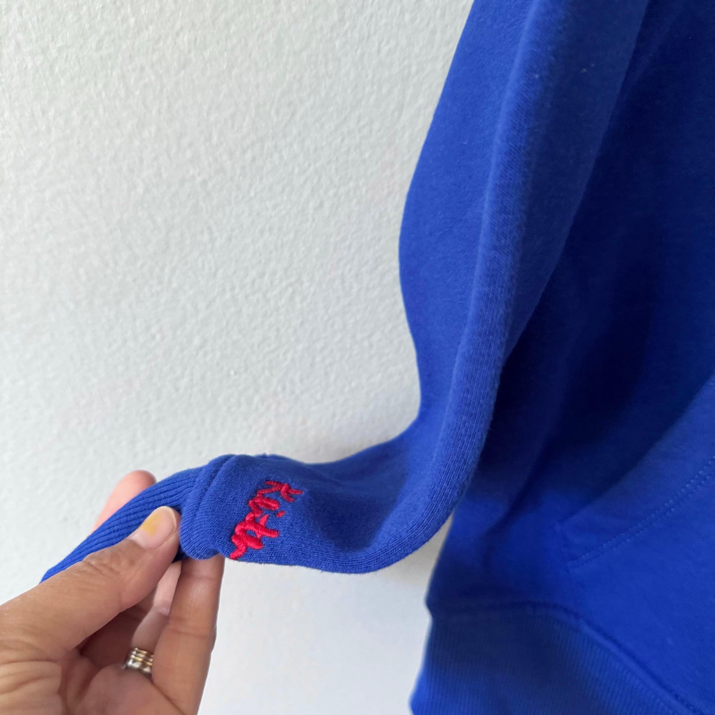 Keith Haring / Blue hoodie / 10-12Y