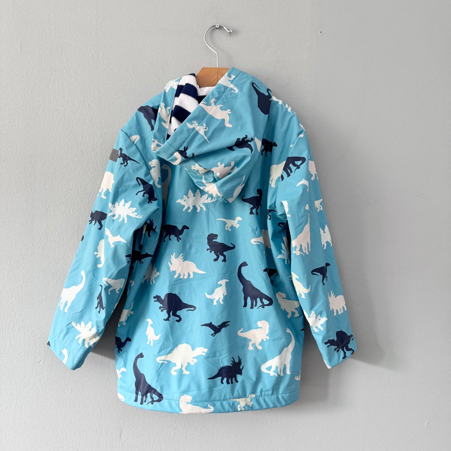 Hatley / Imperméable bleu clair x dinosaure / 7 ans