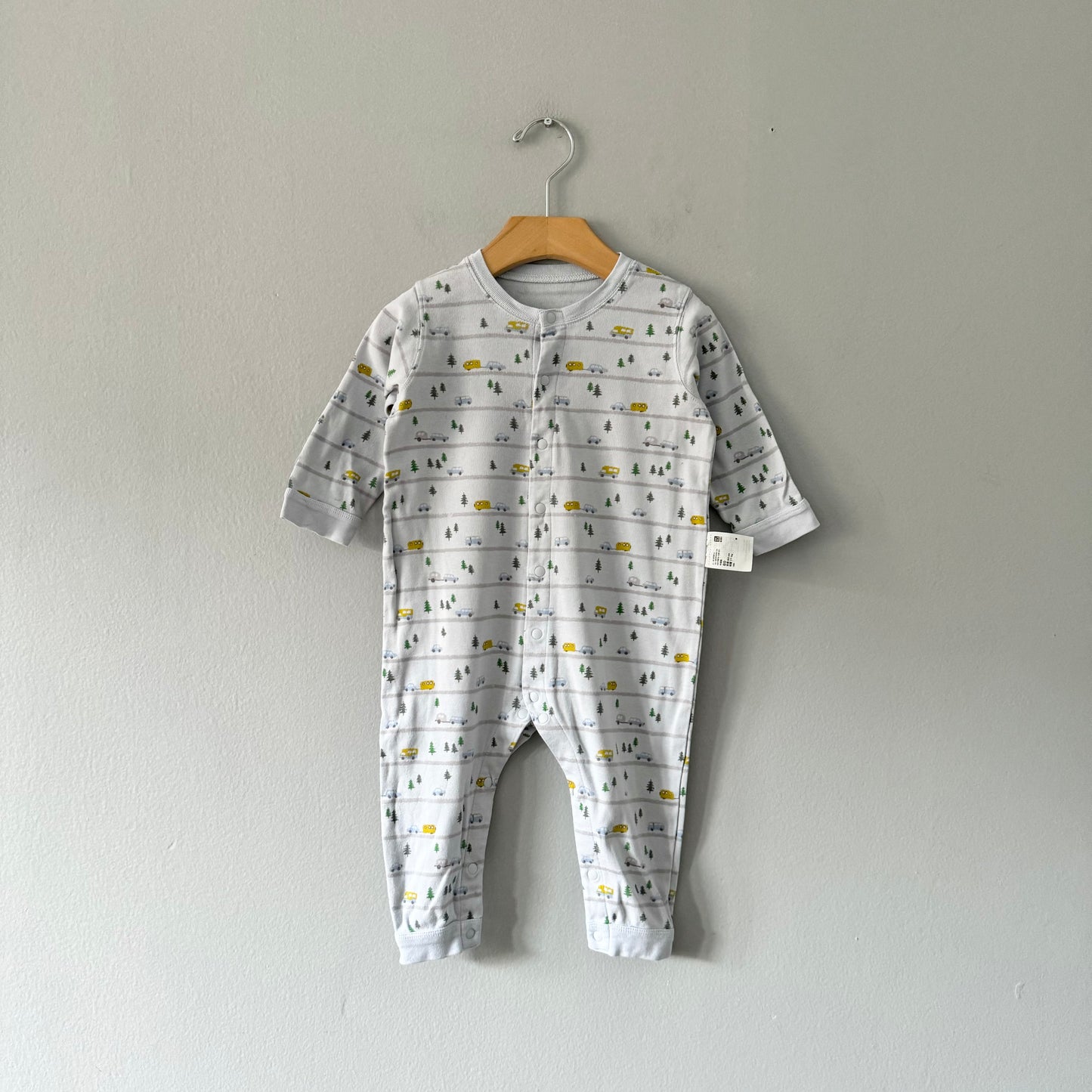 Uniqlo / Light blue romper / 12M