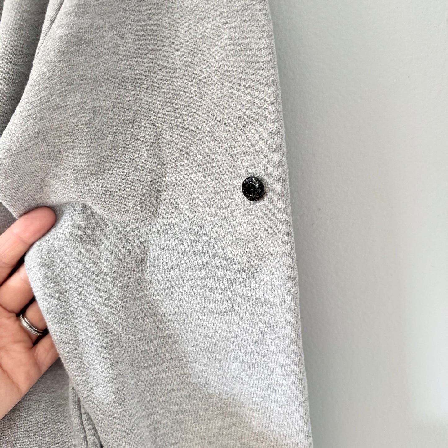 Stone Island / Light grey sweatshirt / Mens S
