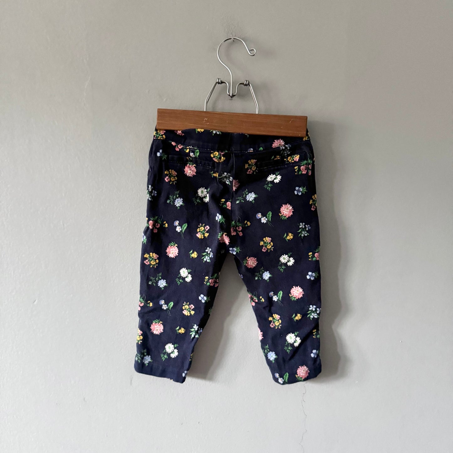 Janie & Jack / Navy x floral capri pants / 18-24M