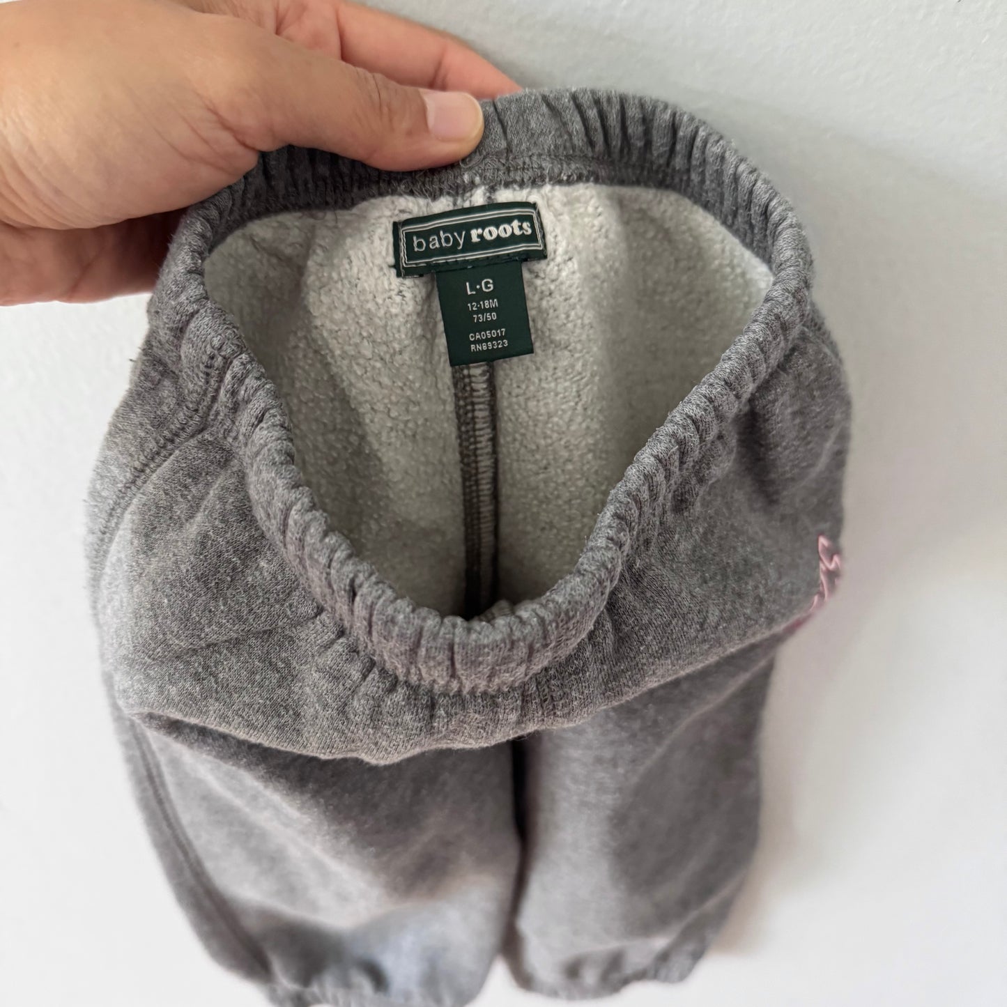 Roots / Grey x pink logo sweatpants / 12-18M