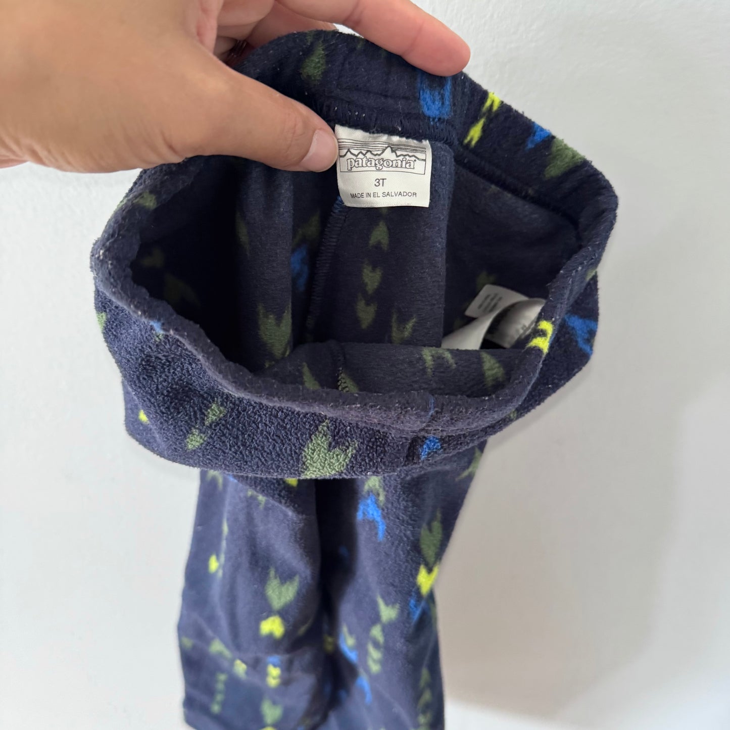 Patagonia / Navy fleece pants / 3T