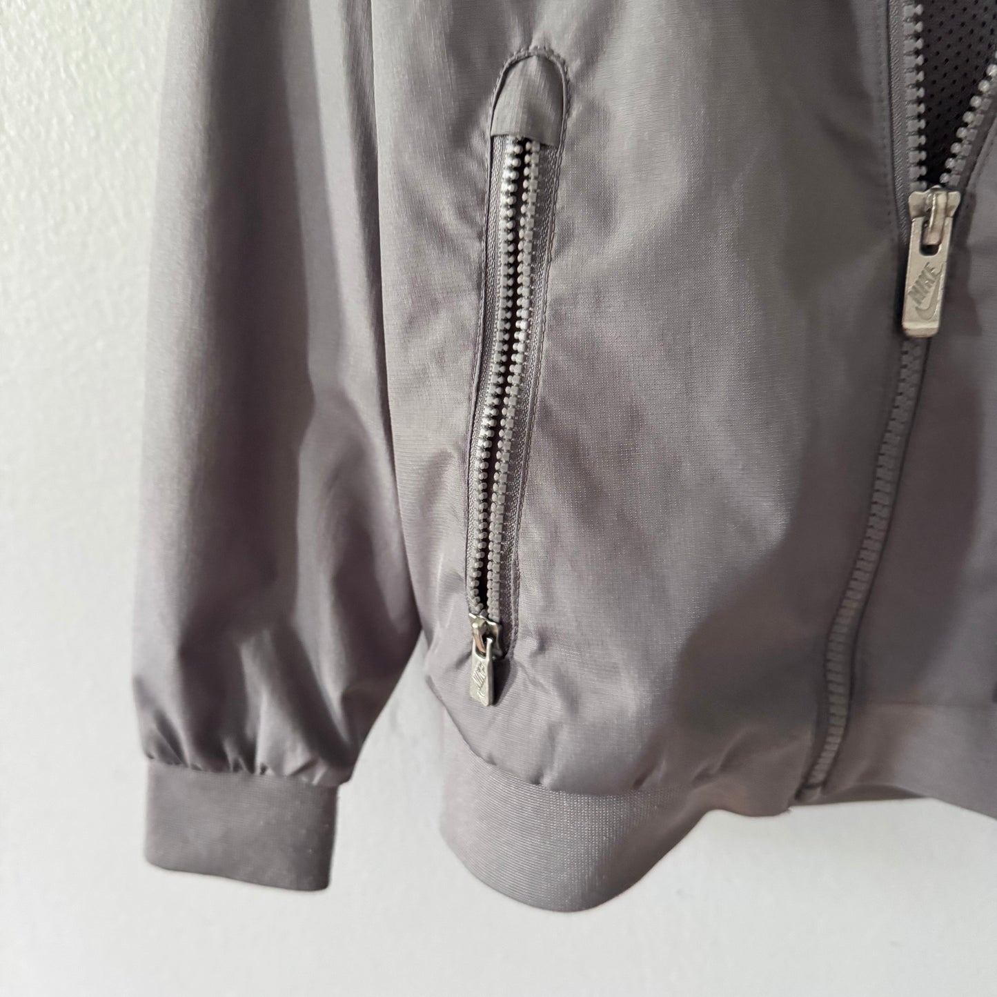 Nike / Grey zip up windbreaker / 3-4Y