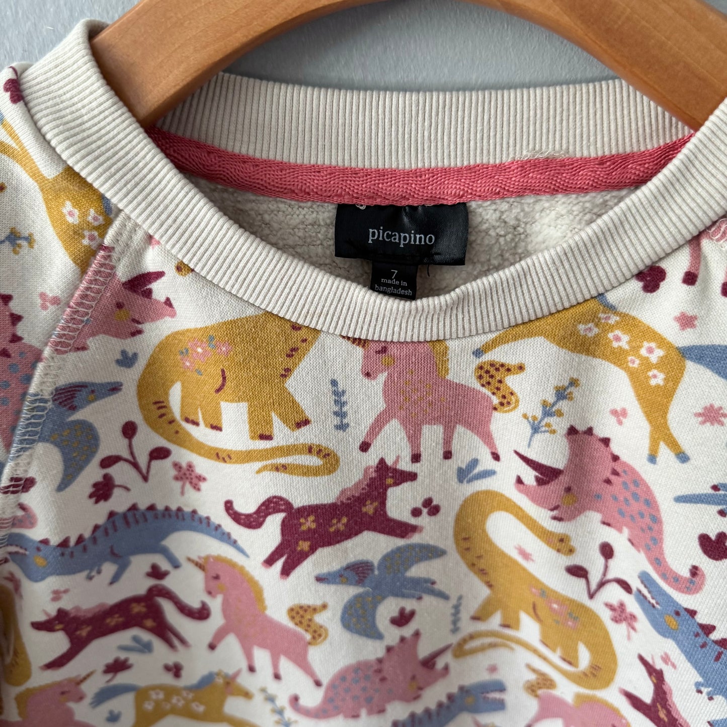 Picapino / Beige x dinosaur unicorn sweatshirt / 7Y