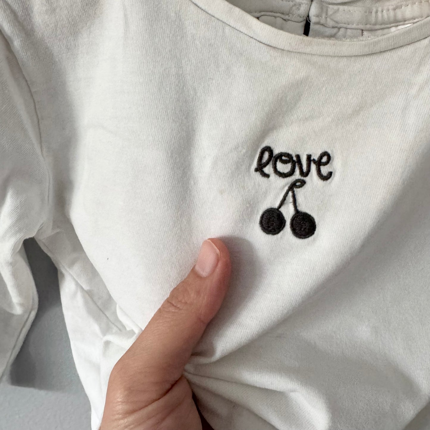 Zara / White cherry love long sleeve / 12-18M