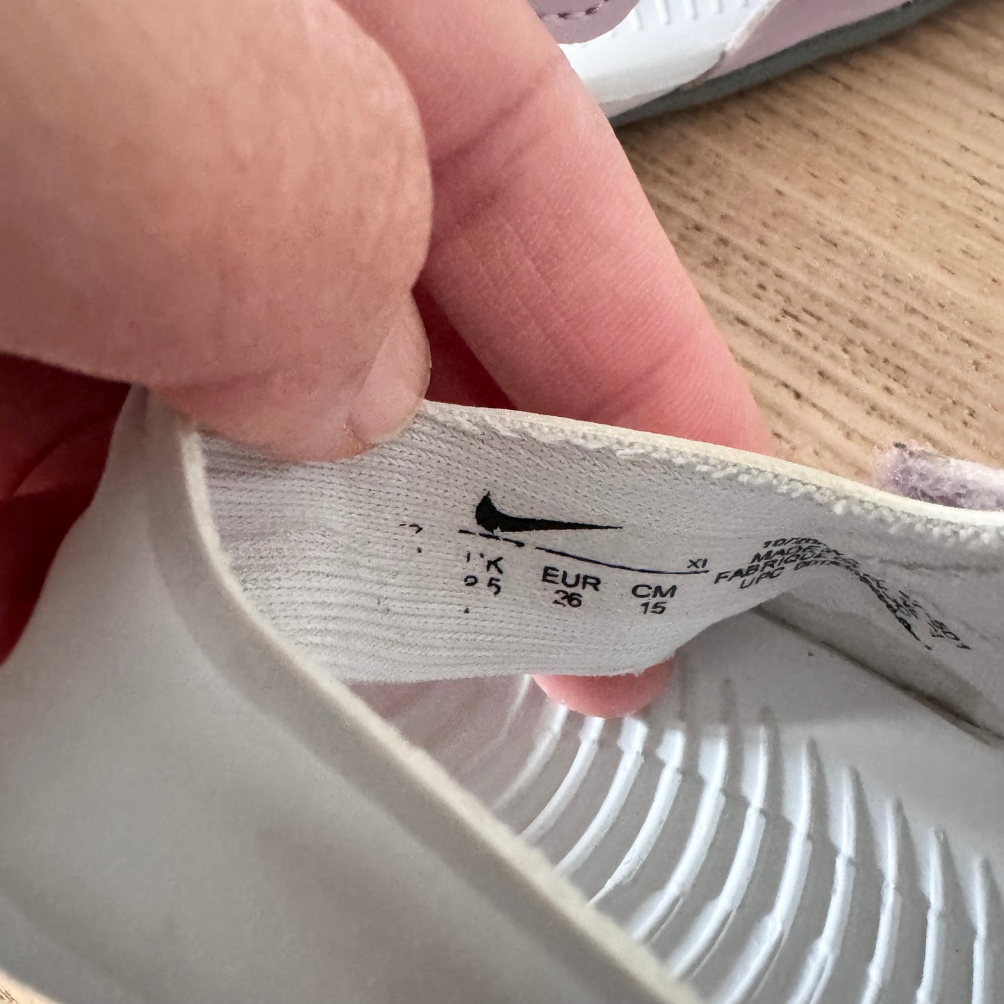 Nike / Chaussures à enfiler rose clair / US9