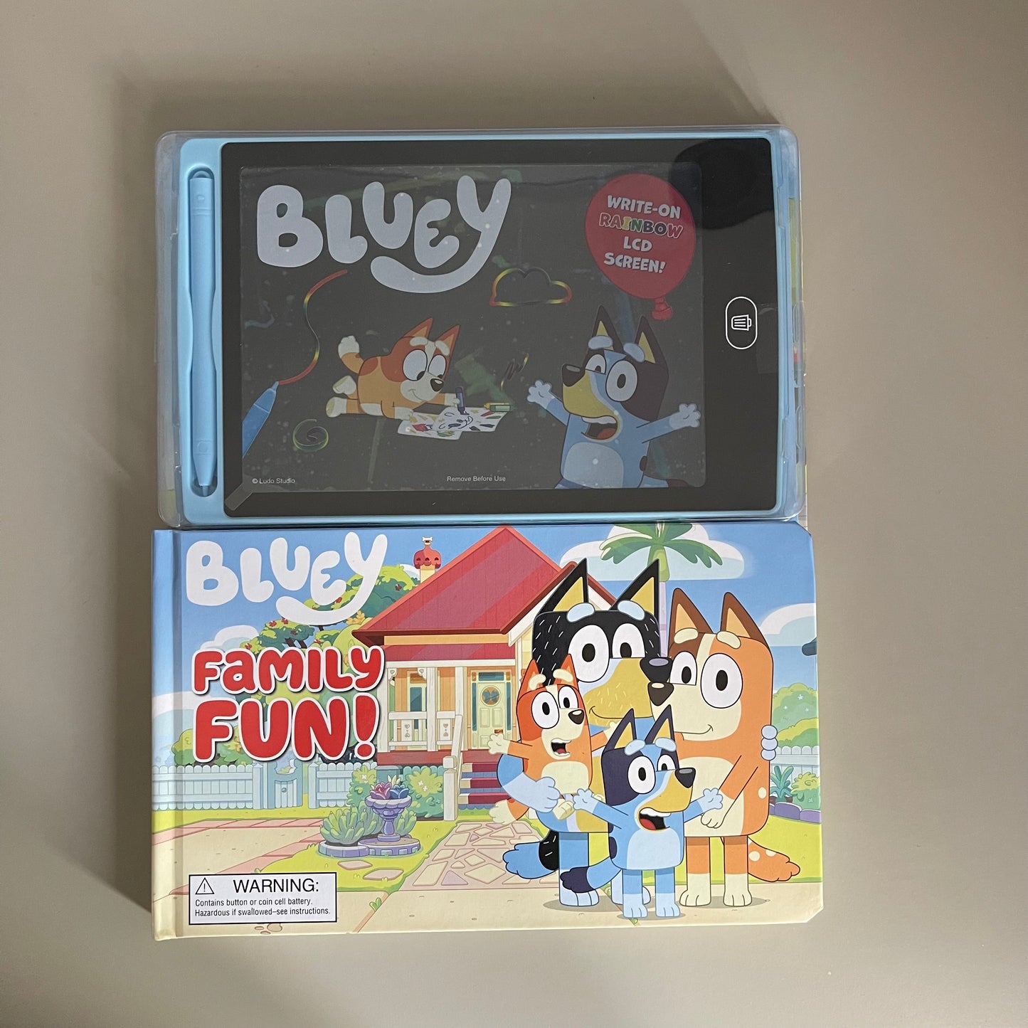 [Brand New] Bluey's Family Fun (Rainbow LCD Screen)