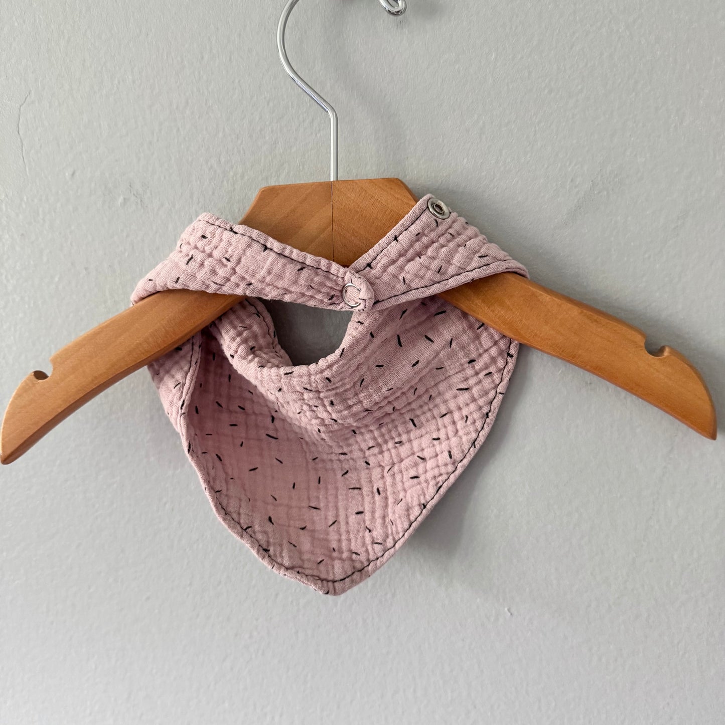 Oistr / Pink bib