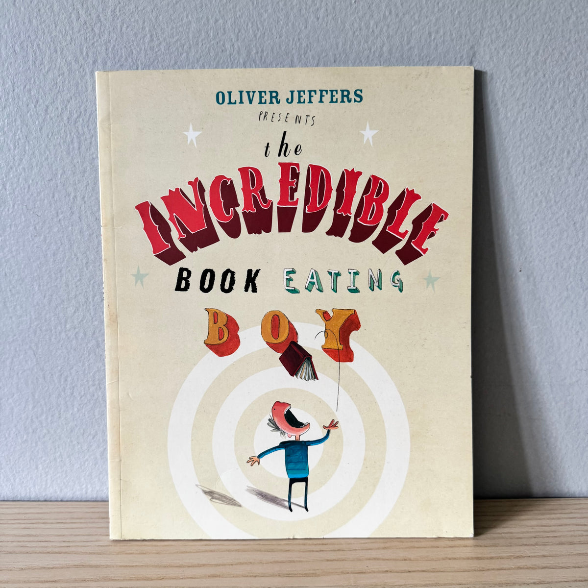 The Incredible Book Eating Boy / Oliver Jeffers