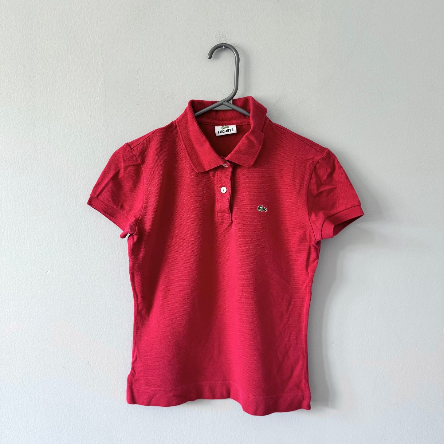 Lacoste / Polo rouge / Femme 40