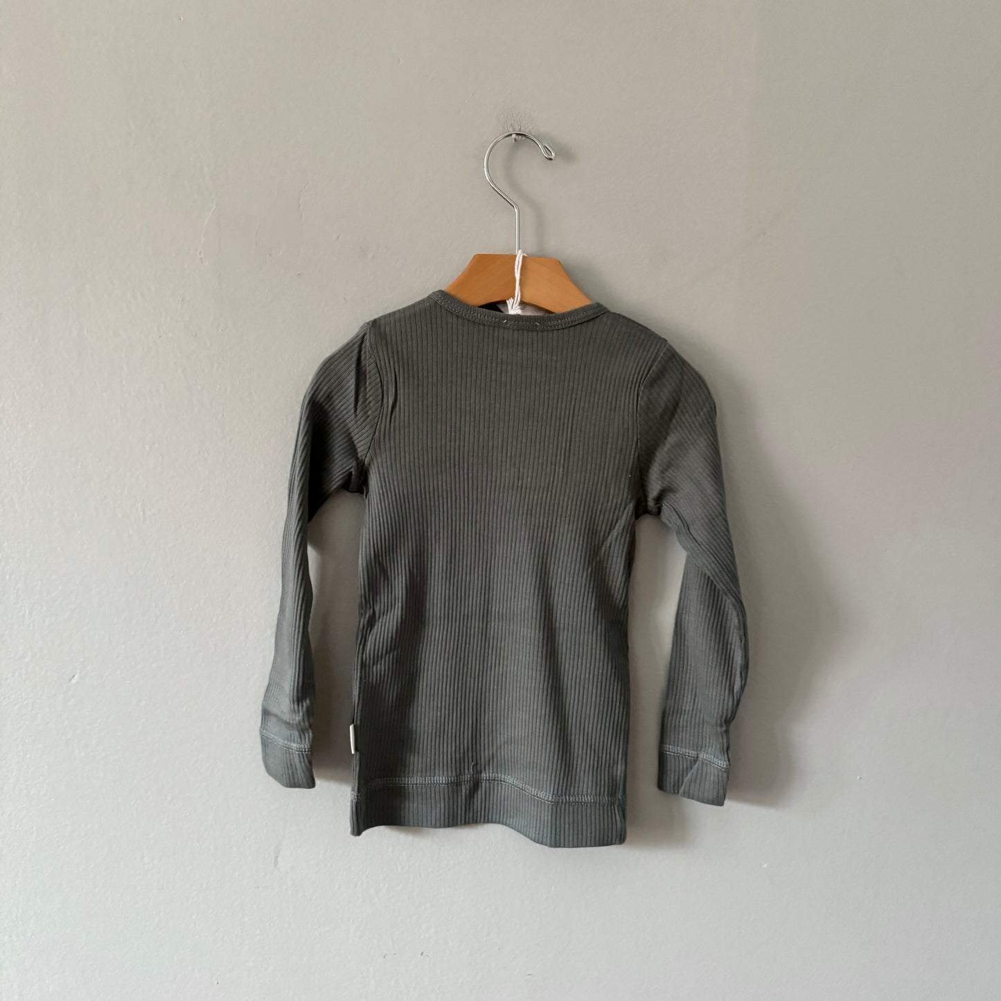 Jamie Kay / Organic Cotton Modal Long Sleeve Henley - Smoke / 3Y