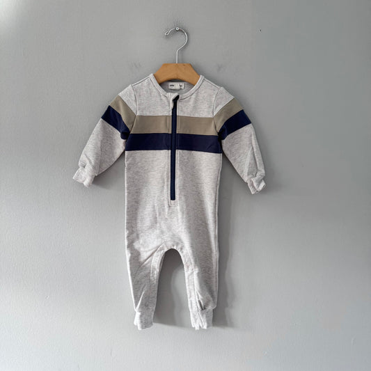 Miles the label / Light grey crew romper / 12M