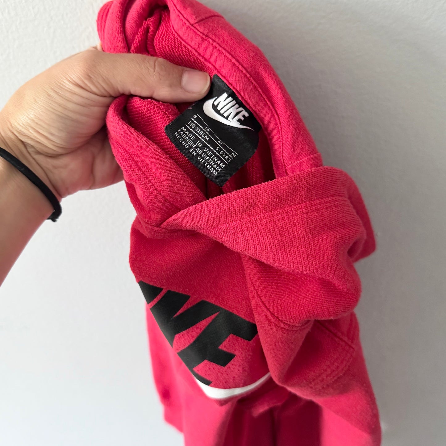 Nike / Red hoodie / 5-6Y