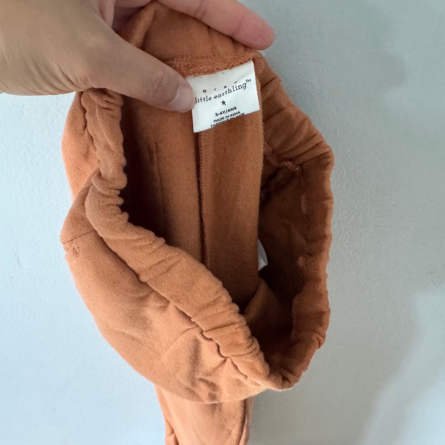 Rise Little Earthling / Brown sweatpants / 3-4Y - New with tag