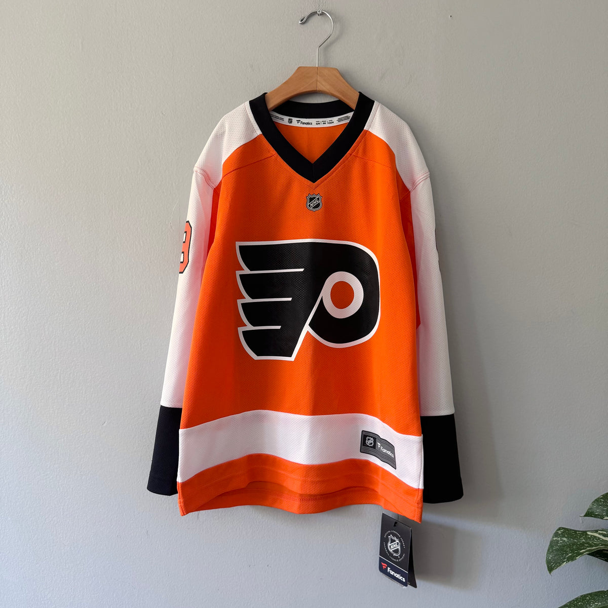 NHL / Philadelphia jersey / Youth S/M - New with tag