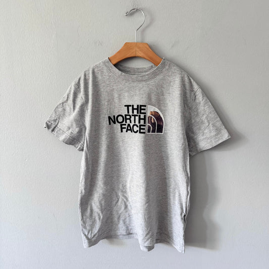 The North Face / Light grey T-shirt / 10Y