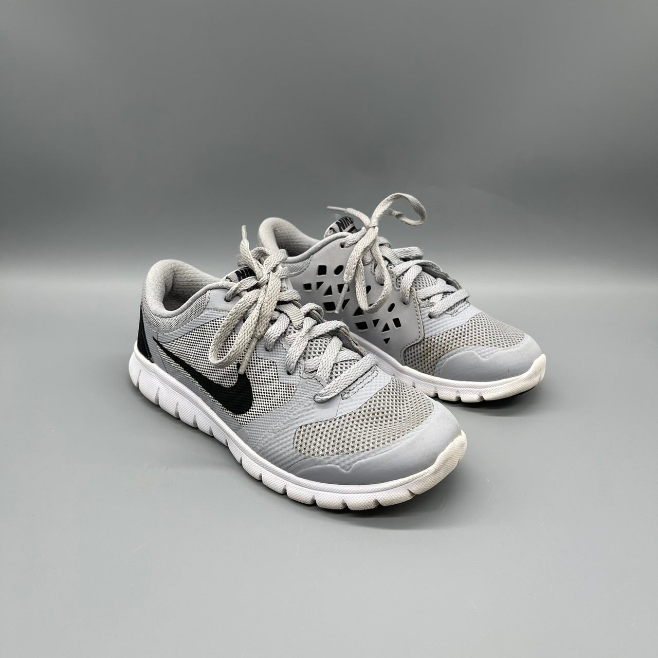 Nike / Flex 2015 Run / Runner / US13