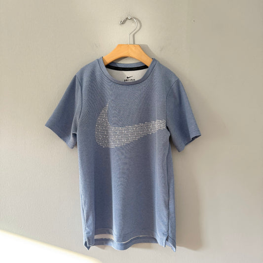 Nike / Light blue Dri-fit short sleeve top / M(8Y)