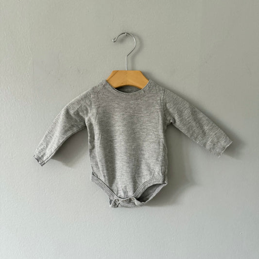 Mini mioche / Light grey long sleeve onesie / 0-3M