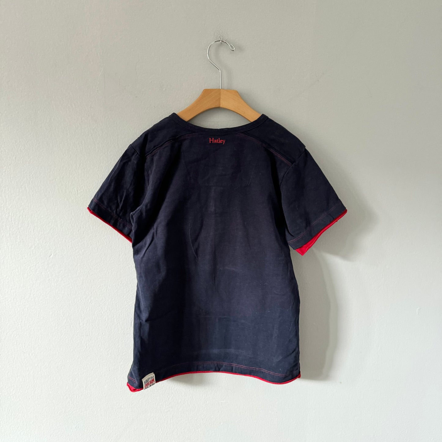 Hatley / Navy T-shirt / 7Y