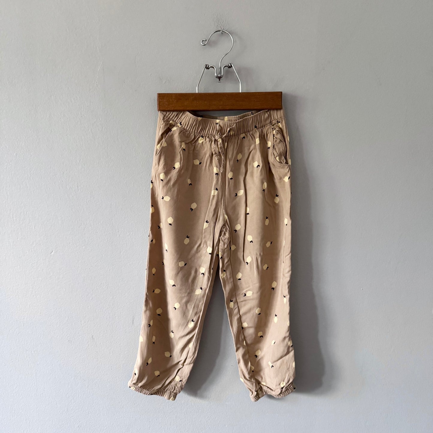 H&M / Beige x lemon viscose pants / 3-4Y