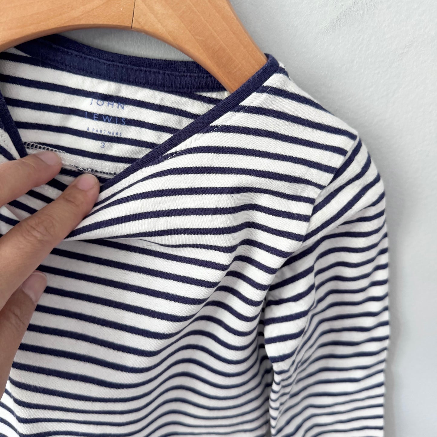 John Lewis / White navy stripe long sleeve / 3Y
