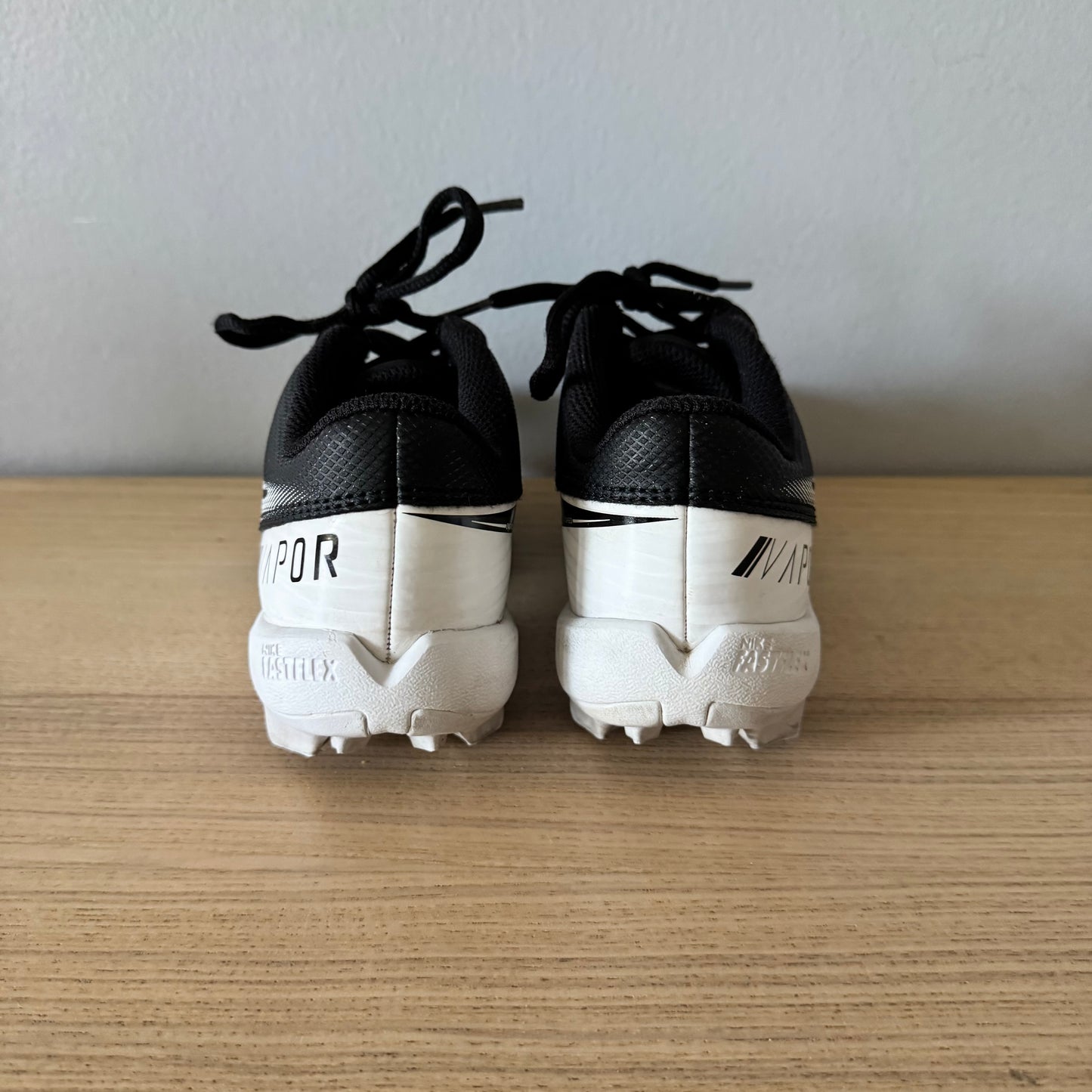 Nike / Baseball Cleats / US13