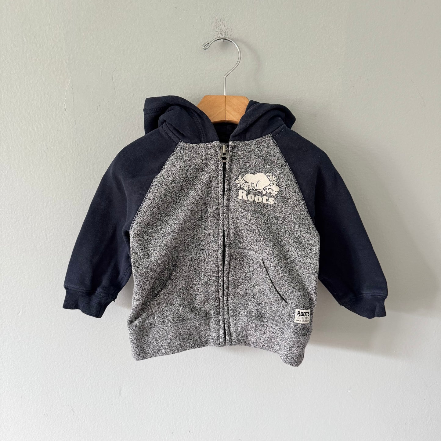 Roots / Navy x salt and pepper zip up hoodie / 18-24M