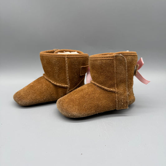 UGG / Boots / US4-5