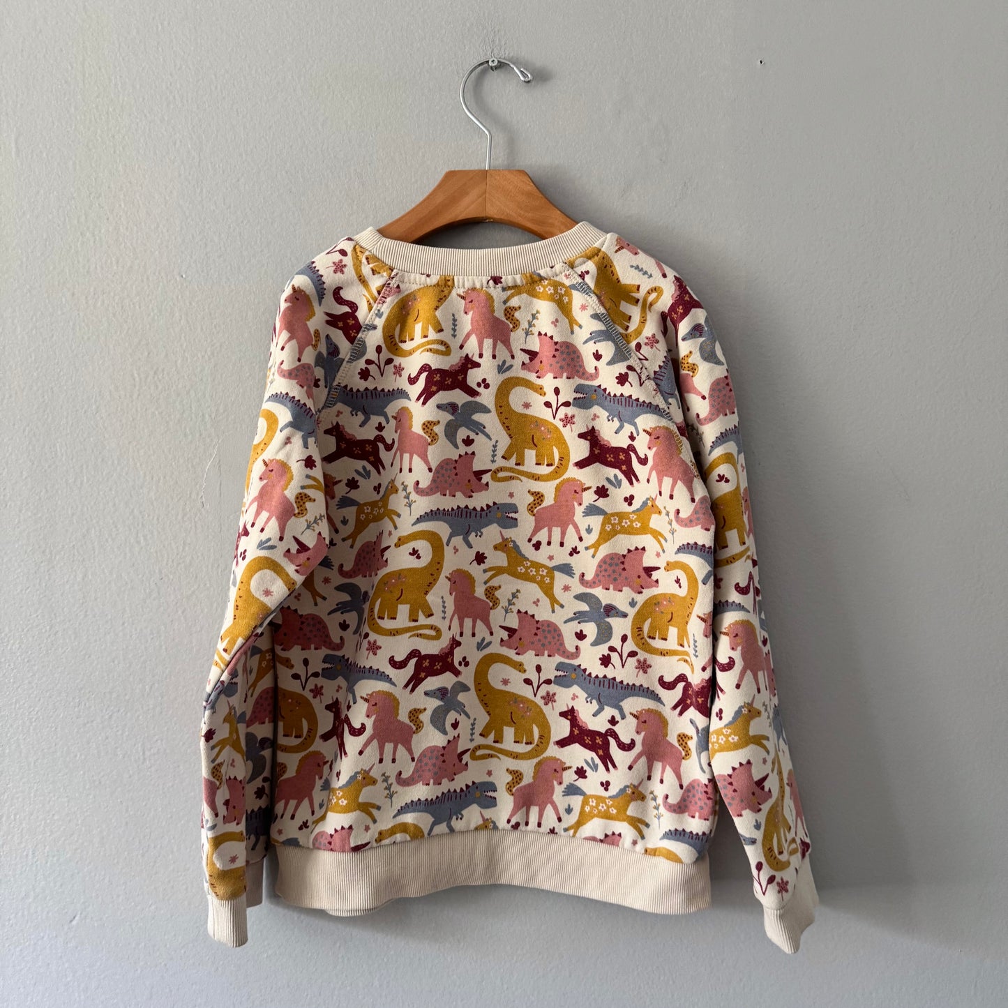 Picapino / Beige x dinosaur unicorn sweatshirt / 7Y