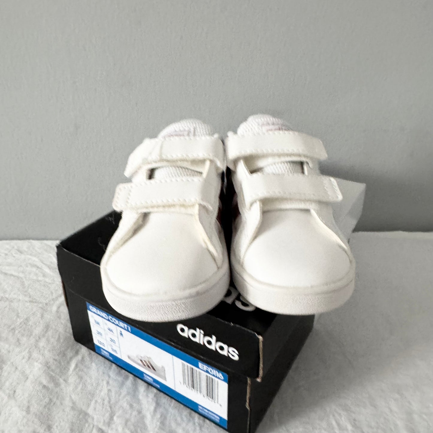 Adidas / Grand Court 1 / Running Shoes / US5 - Brand new