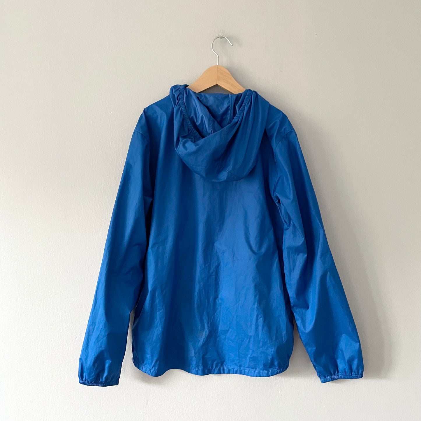 The North Face / Blue Windbreaker / 10-12Y