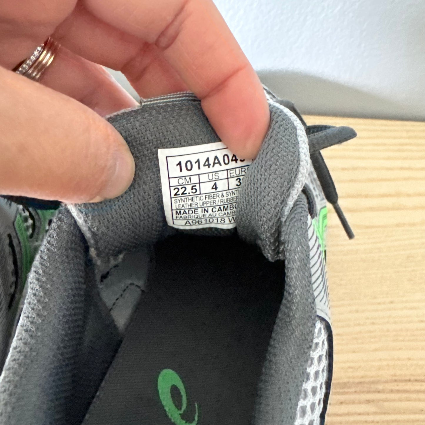 Asics / Sneaker / J4(22.5cm)